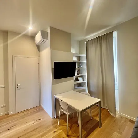 Casella41 Bilocale * Milano